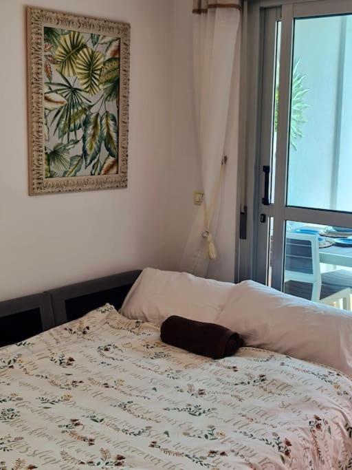 Homely Apt In Modern Building With Pool Сан Мигел де Абона Екстериор снимка